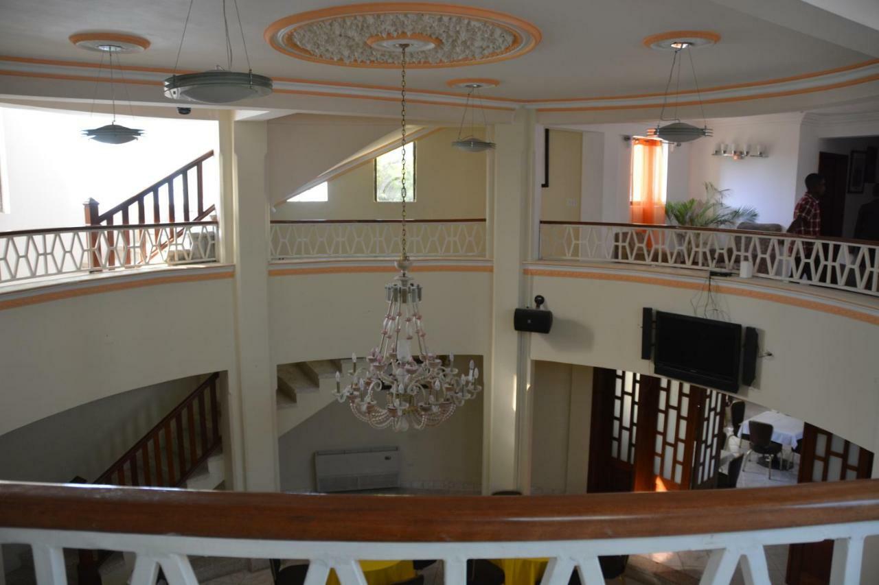 Hotel Tabarre 'S Palace Port-au-Prince Exterior photo